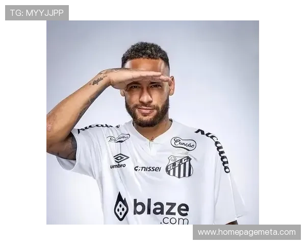 足球明星化身新手球员挑战赛，惊艳球场展现意外表现